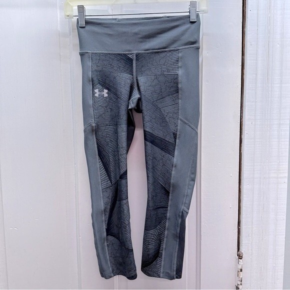 Under Armour heat gear compression grey capris women's xs - Picture 1 of 7